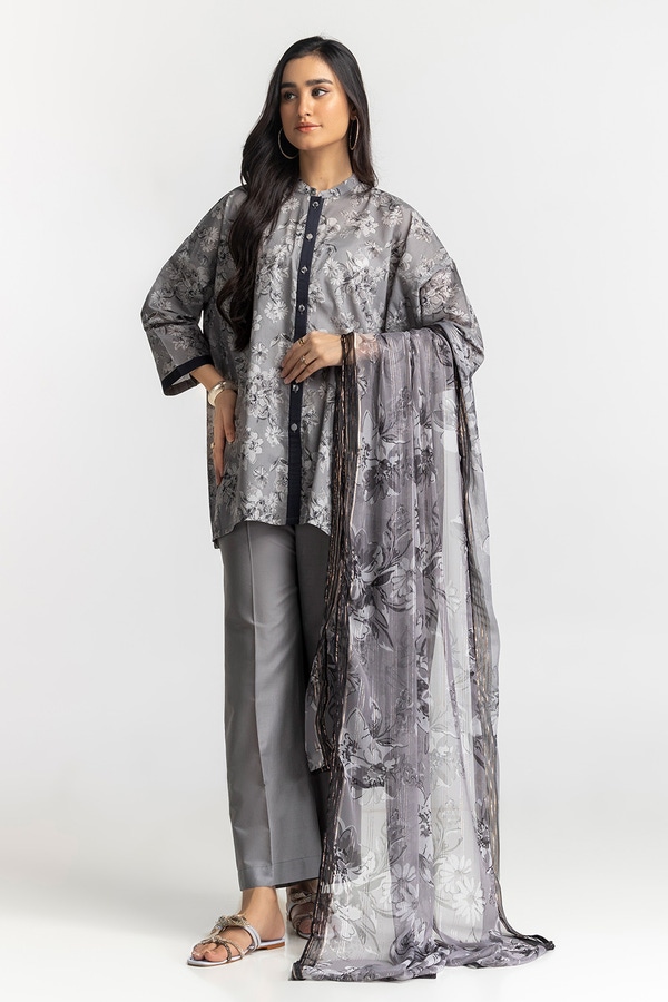 UAE -3PC Lawn Printed Suit IUSTKSD-19