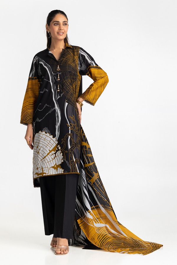 UAE -3 Piece Lawn Printed Suit IUSTKSD-227