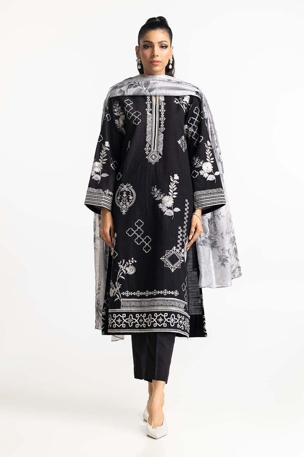 UAE -3 Piece Khaddar Embroidered Suit IUSTKSD-297
