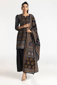 UAE-3 Piece Khaddar Printed Suit IUSTKSD-313
