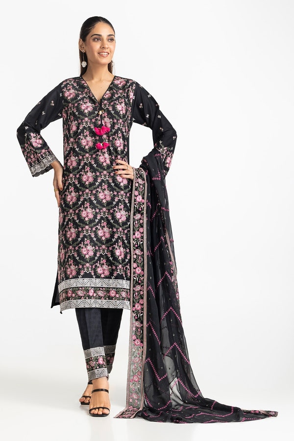 UAE -3 Piece Lawn Embroidered Suit IUSTKSD-361