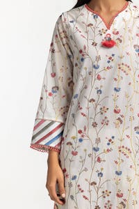 UAE -3 Piece Lawn Printed With Embroidered Suit IUSTKSD-363