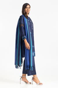 UAE -3 Piece Lawn Embroidered Suit IUSTKSD-370