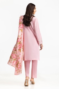 UAE -3 Piece Lawn Schiffli Embroidered Suit IUSTKSD-373