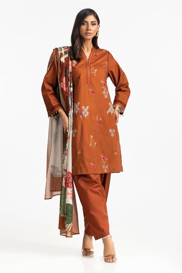 UAE -3 Piece Lawn Embroidered Suit IUSTKSD-375