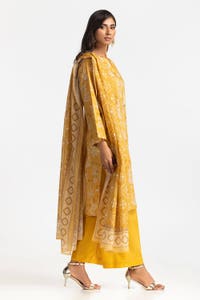 UAE -3 Piece Lawn Printed Suit IUSTKSD-387