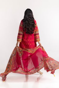 UAE -3PC Lawn Printed Suit IUSTKSD-44