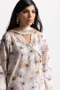 UAE-3 Piece Lawn Printed Suit IUSTKSD-47