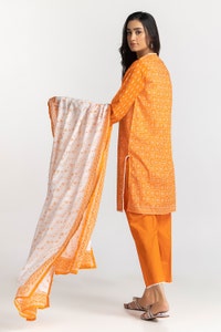 UAE -3PC Lawn Printed Suit IUSTKSD-66
