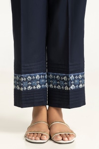 UAE -3PC Lawn Embroidered Suit IUSTKSD-81