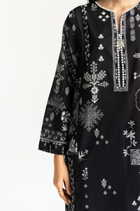UAE-Lawn Printed Shirt And Shalwar IUSTTS-254