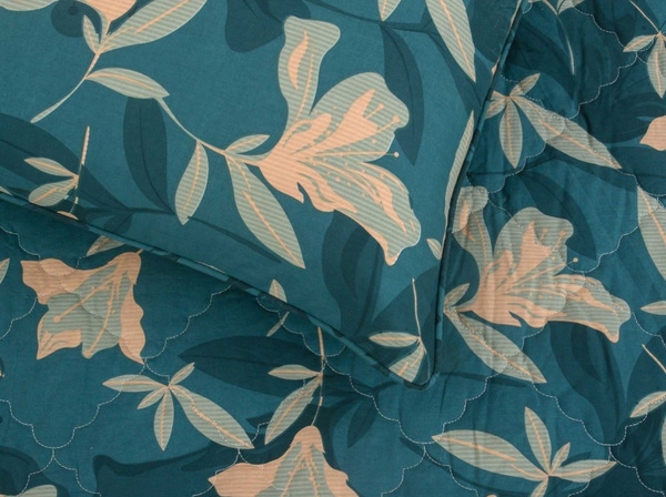 UAE -Juniper T-150 Bed Throw