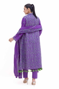 UAE -3 Piece Unstitched Embroidered Light Khaddar Suit with Embroidered Khaddar Dupatta K-42017 L