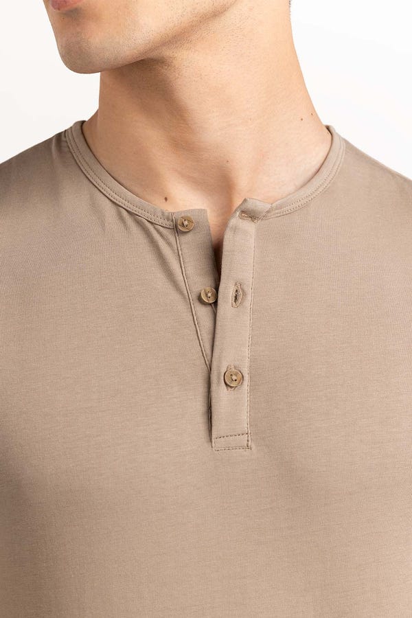 UAE -Khaki Basic Tee TS-HLSJ23-069