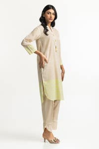 UAE -Dyed Jacquard Florescent Shirt KJ-32202