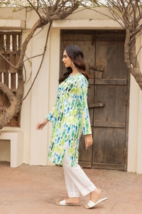 UAE -Lawn Printed Shirt KJ-43012