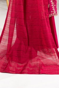 UAE-3 Piece Zari Jacquard Embroidered Suit KJP-43051