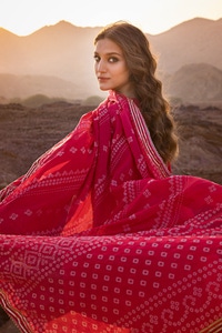 UAE -Embroidered Lawn Suit KJP-43180