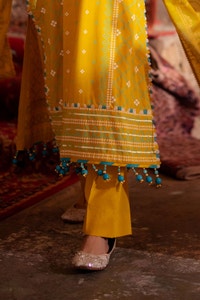 UAE -3 Piece Unstitched Lacquer Printed Lawn Suit CL-52138 A