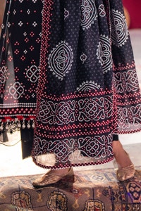 UAE -3 Piece Unstitched Lacquer Printed Lawn Suit CL-52171 A