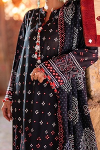 UAE -3 Piece Unstitched Lacquer Printed Lawn Suit CL-52171 A