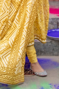 UAE -3 Piece Unstitched Lacquer Printed Lawn Suit CL-42315 A