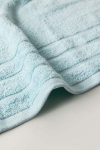UAE -Lake Combed Towel 6 Pc Set