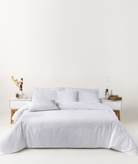 UAE -Lily White T-400 Embroidered Quilt Cover Set