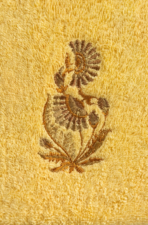 UAE -Melon Combed 3Pc Embroidered Towel Set