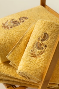 UAE -Melon Combed 3Pc Embroidered Towel Set