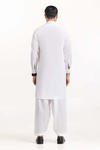 UAE -Off White Styling Suit SK-S22-058