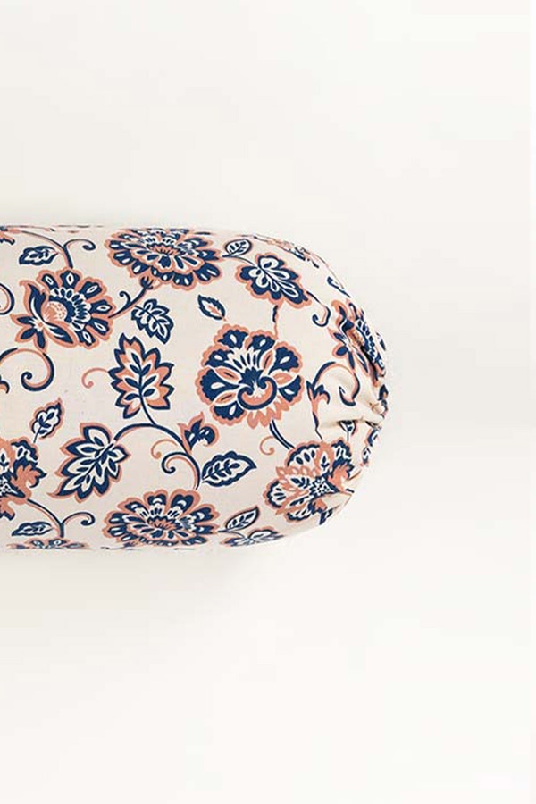 UAE -Pastel Affair T-150 Neck Roll Cover