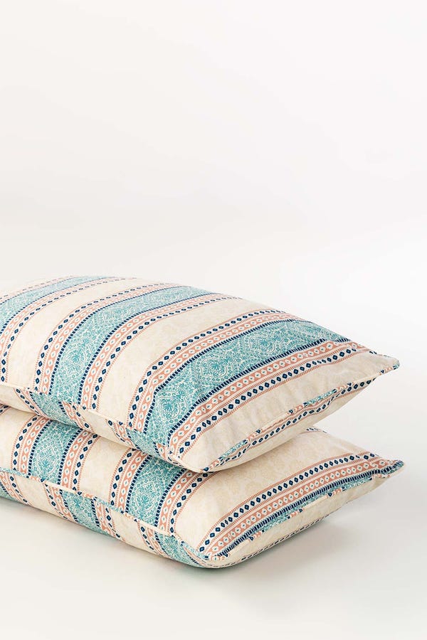 UAE -Pastel Affair T-150 Pillow Cover Set