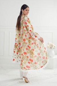 UAE -3 Piece Unstitched Embroidered Printed Lawn Suit with Printed Chiffon Dupatta PR-52006