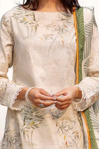 UAE -3 Piece Unstitched Printed Lawn Suit CL-52428
