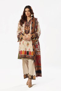 UAE -3 Piece Unstitched Printed Lawn Suit with Printed Lawn Dupatta CL-52390