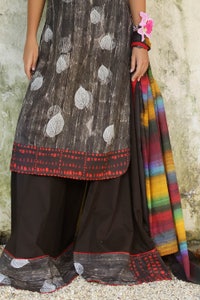 UAE -3 Piece Unstitched Printed Lawn Suit with Printed Lawn Dupatta CL-52061