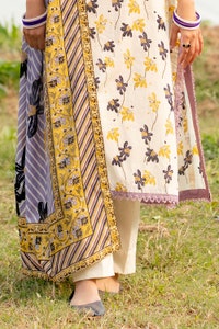 UAE -3 Piece Unstitched Printed Lawn Suit CL-52455