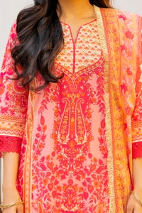 UAE -3 Piece Unstitched Printed Lawn Suit CL-52090