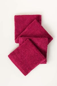 UAE -Ruby Combed 4 Pcs Towel Set