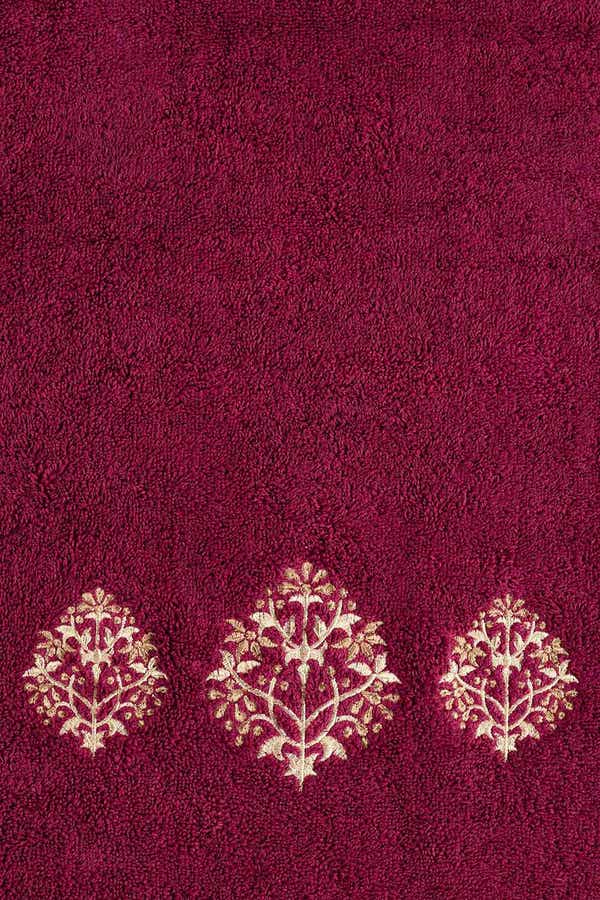 UAE -Ruby Red Combed 3Pc Embroidered Towel Set