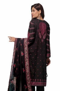 UAE -3 Piece Unstitched Printed Khaddar Suit SD-42026