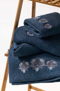 UAE -Sea Port Combed 3Pc Embroidered Towel Set