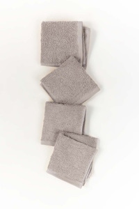 UAE -Silver Combed 4Pcs Towel Set