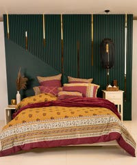 UAE -Sonehri T-150 Quilt Cover Set