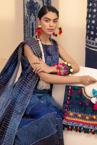 UAE -3PC Unstitched Printed Lawn Suit with Zari Stripe Dupatta ST-42006