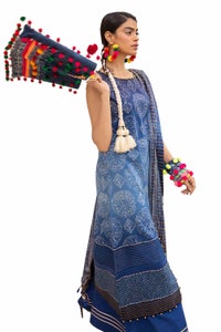 UAE -3PC Unstitched Printed Lawn Suit with Zari Stripe Dupatta ST-42006