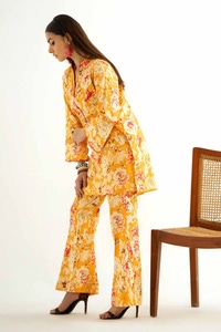 UAE -2PC Printed Unstitched Lawn Suit TL-42017