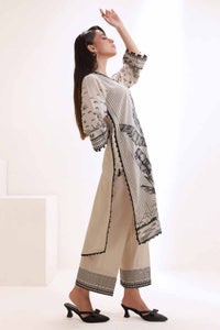 UAE -2PC Unstitched Embroidered Lawn Suit TL-42066