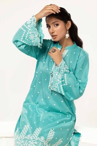 UAE -2 Piece Unstitched Embroidered Lawn Suit TL-42086